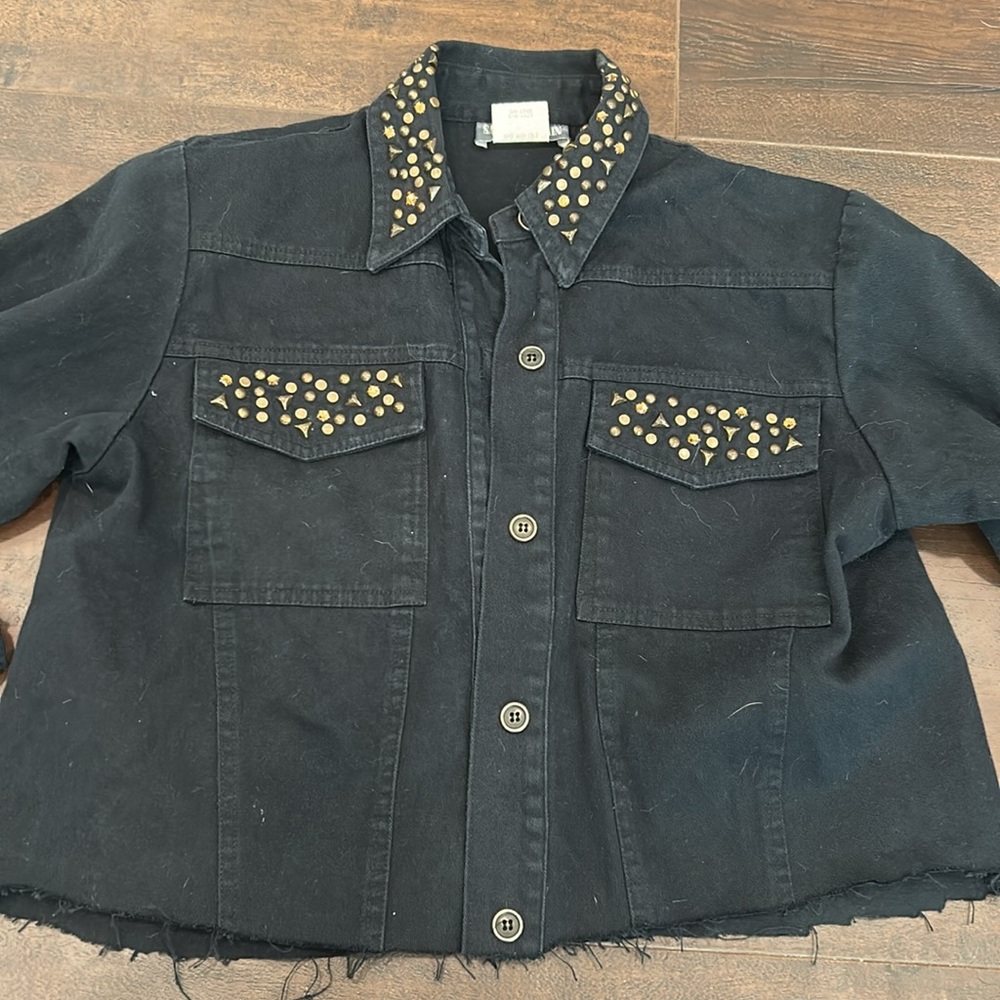 Vintage black cropped studded jacket